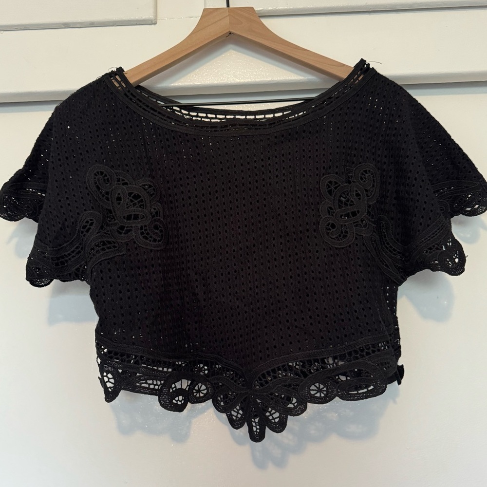 FARM Rio Black Lace Crop Top